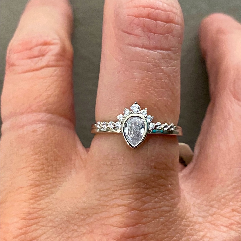 Charmed Aroma | Size 7 Ring